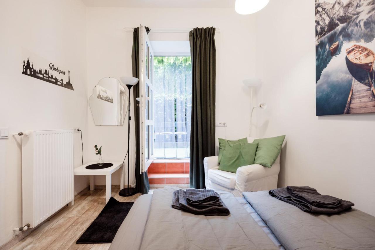Lavender Apartment Budapeste Exterior foto